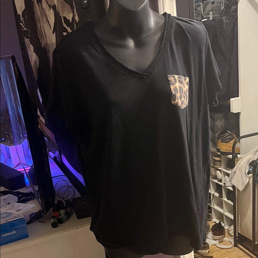 Rue21 Black Tee with Leopard Pocket